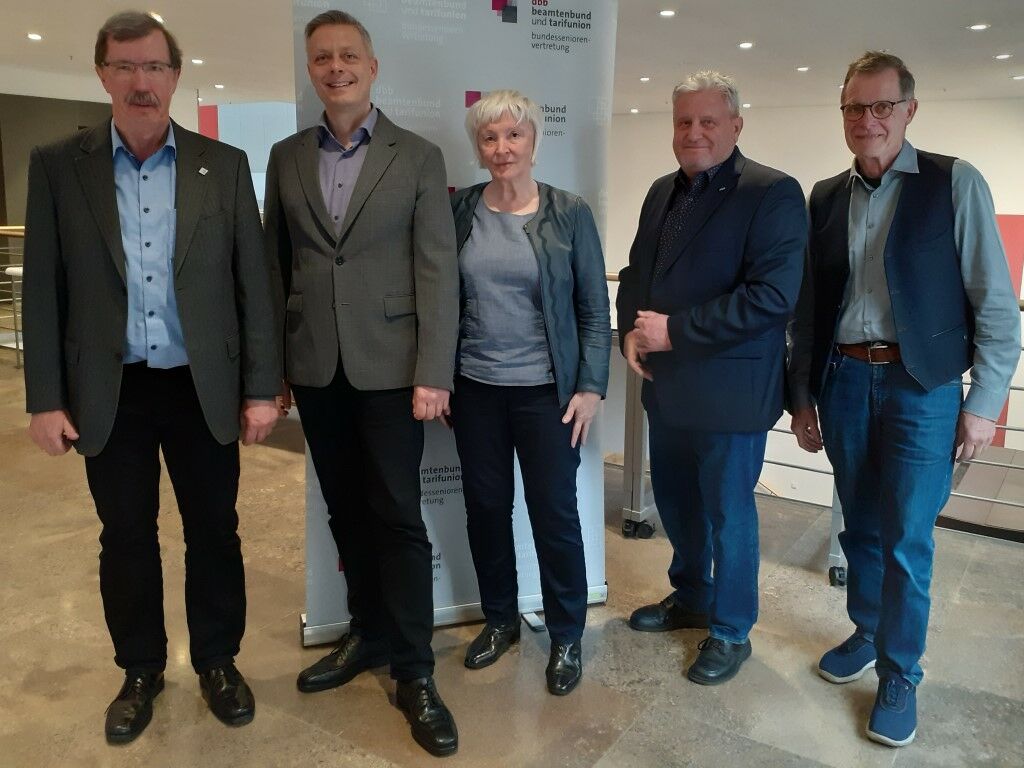 Foto: BTB Gruppenbild mit 5 Personen